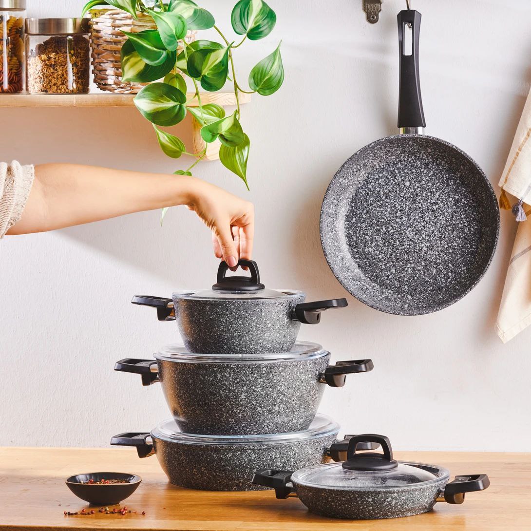 سرویس قابلمه 9پارچه کاراجا gris istom